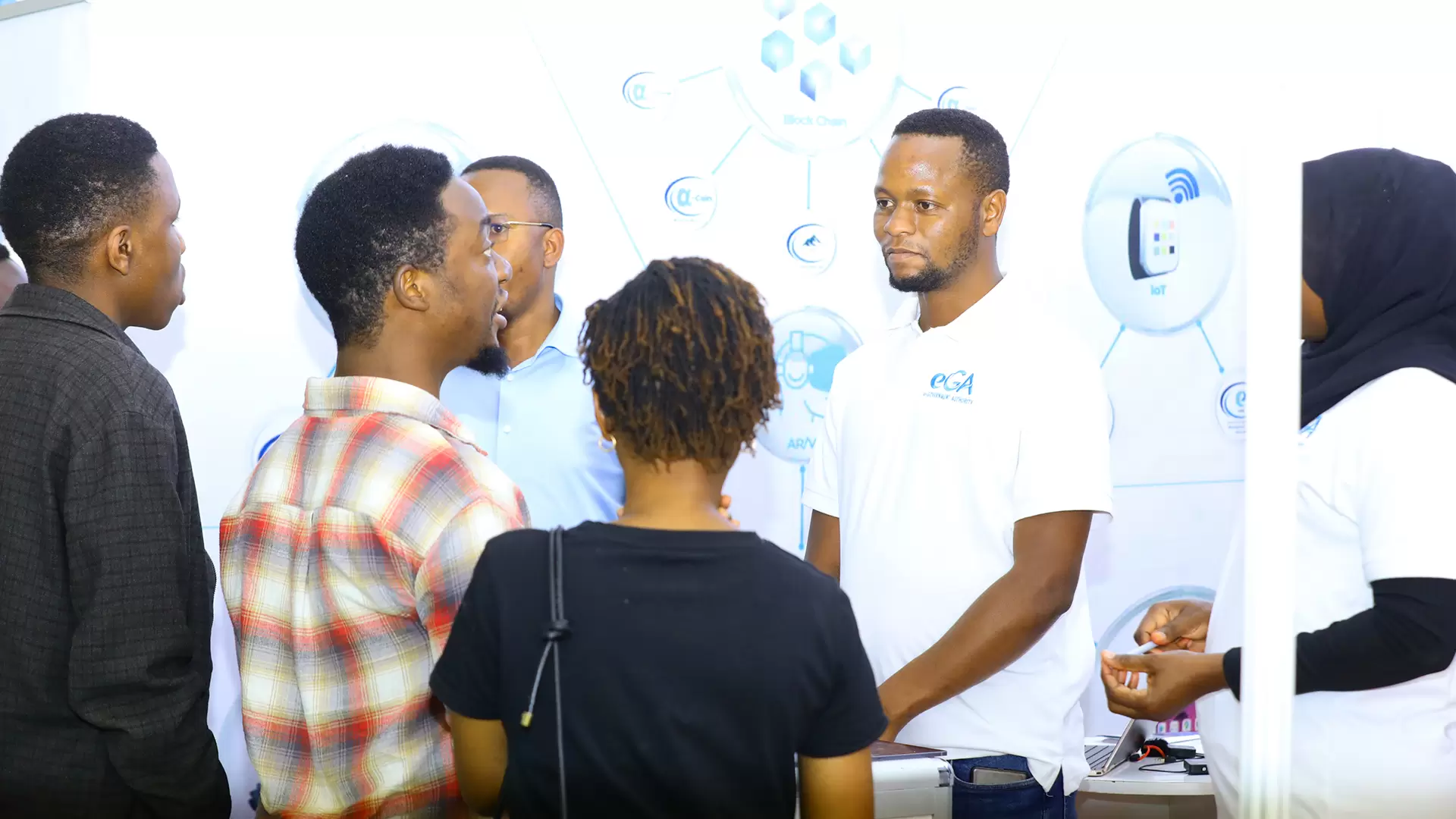 Wananchi Mbalimbali wapatiwa Elimu Kuhusu Bidhaa na Huduma za e-GA katika Maonesho ya Wakulima na Wafugaji (Nanenane)- Jijini Dodoma