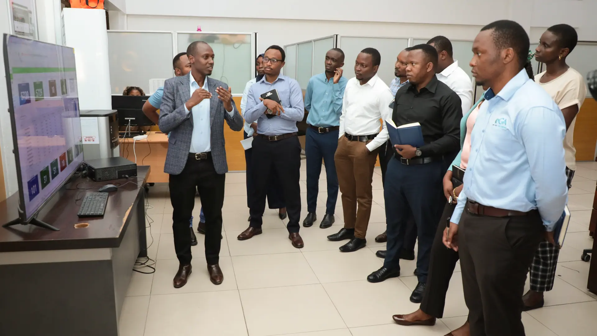 e-G Yajinoa katika Uendeshaji wa Vituo vya Huduma kwa Wateja