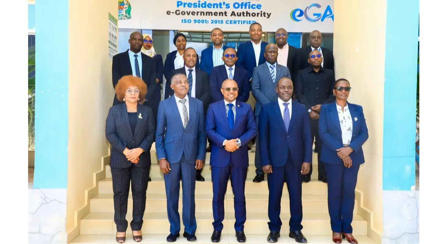 WAZIRI KIKWETE AZINDUA BODI MPYA YA e-GA, AKAGUA UJENZI WA JENGO