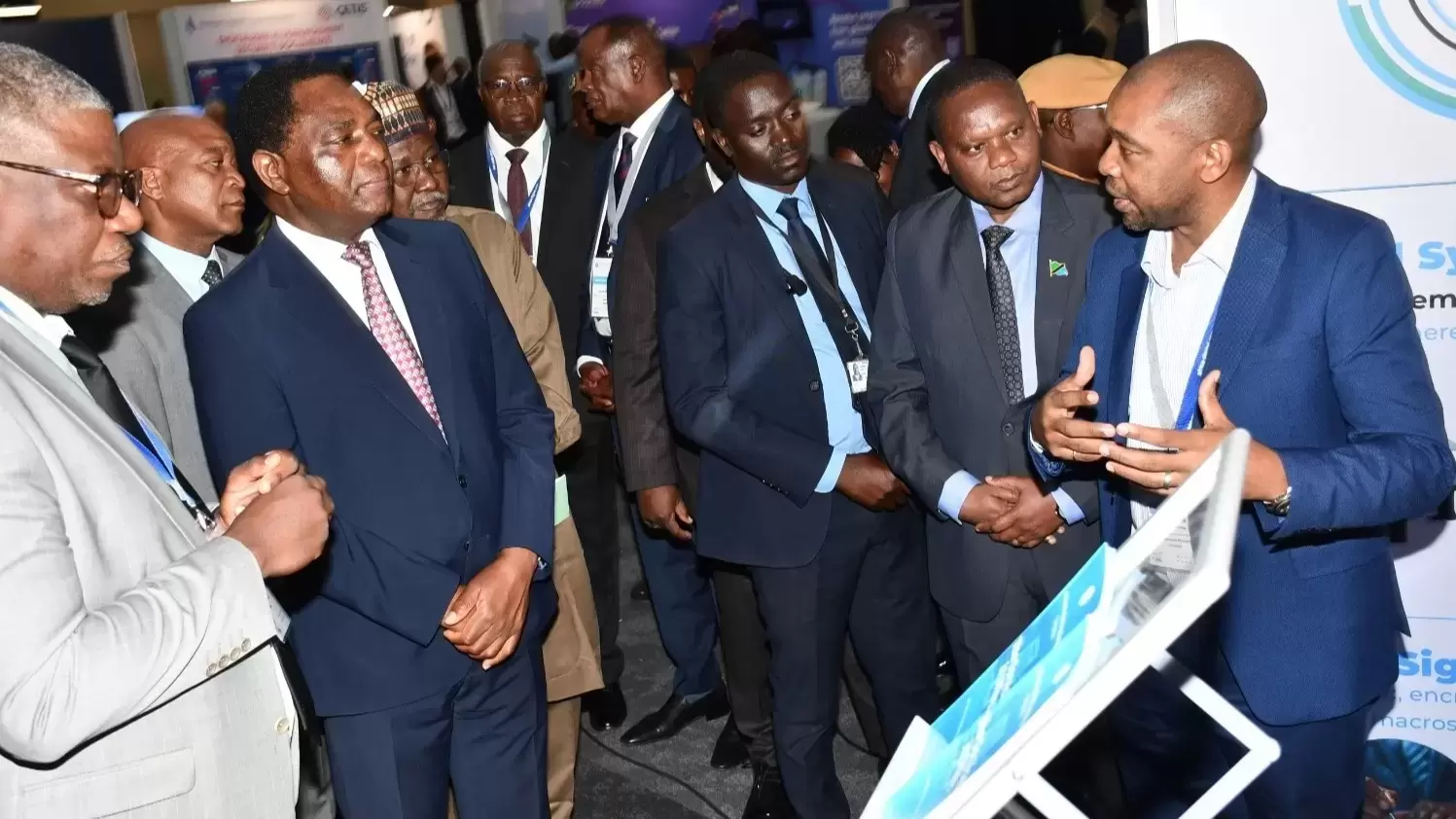 RAIS WA ZAMBIA ATEMBELEA BANDA LA MAONESHO LA e-GA